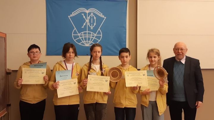 Ученики Бугульминского лицея № 2 представляли республику на математическом турнире в Москве