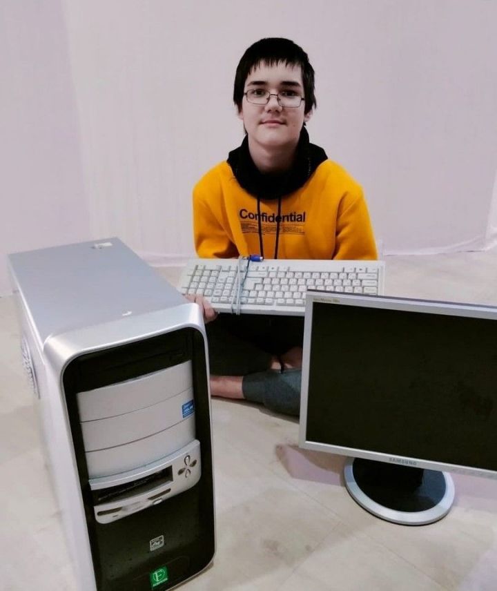 Бугульминец собирает компьютеры из старых деталей и дарит их нуждающимся