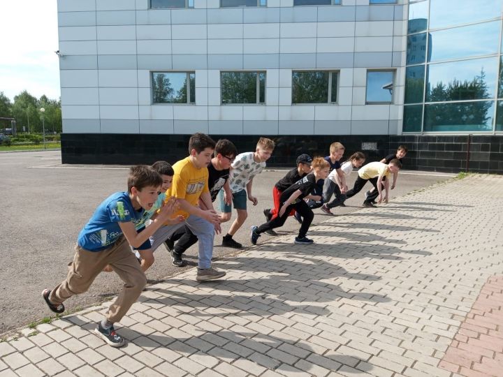 В спортивной школе «Факел» ребята приступили к сдаче переводных нормативов