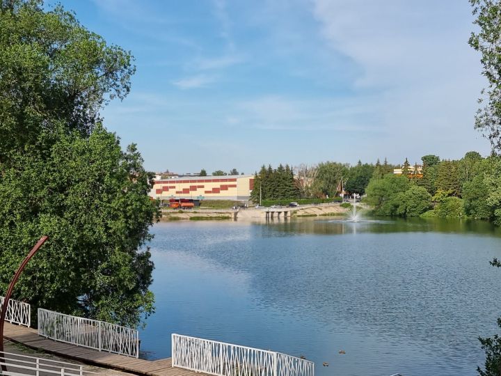 В Бугульме сегодня небольшая облачность и холодный ветер