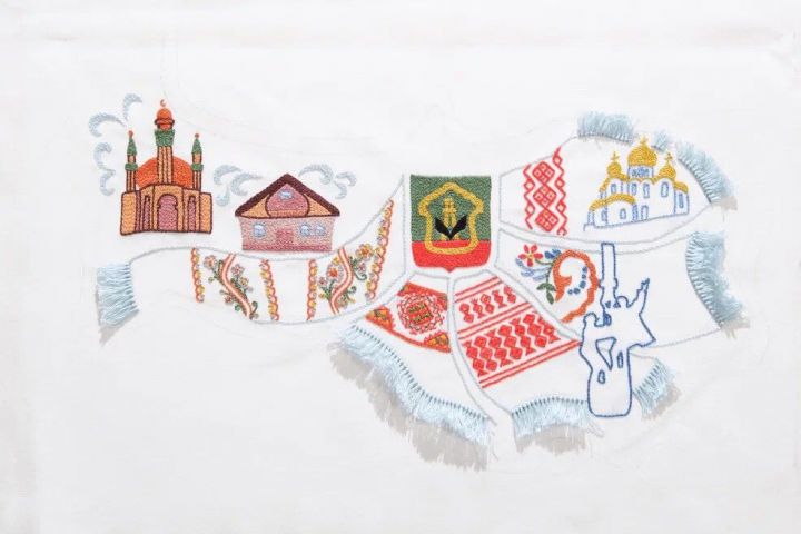 Фрагменты вышитой карты Татарстана соберут в единое полотно