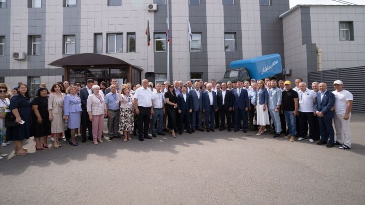 Потребкооперативы Татарстана обновили парк автолавок на 16 машин