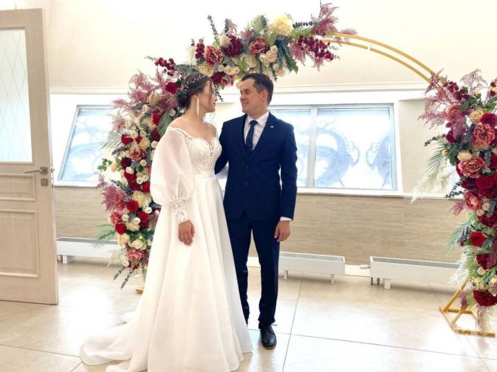 Часть денег со свадьбы будут направлены бойцам СВО: в Казани женился волонтер Донбасса