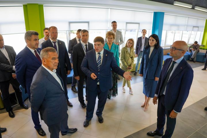 Ректор КНИТУ-КХТИ Юрий Казаков представил проект нового химико-технологического колледжа в Менделеевске