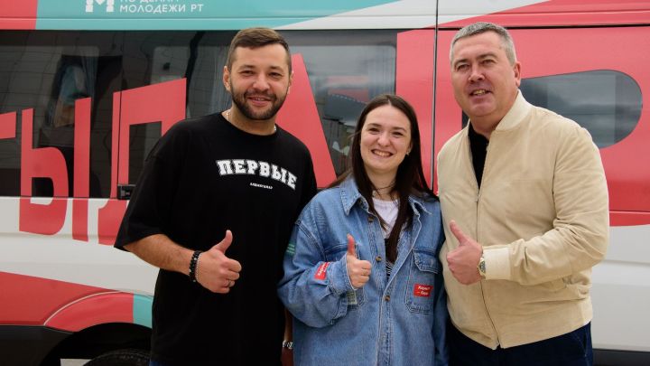 Молодежь Бугульмы встретила автобусный тур «Время Первых»