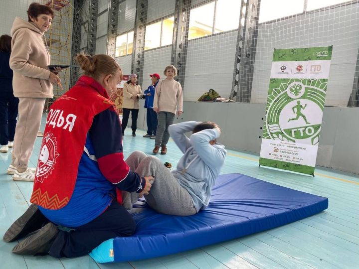 В Бугульме прошли спортивные соревнования к Международному дню пожилых людей