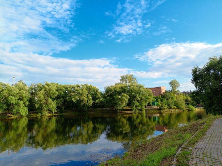 В Бугульме шестого августа до 24 градусов тепла