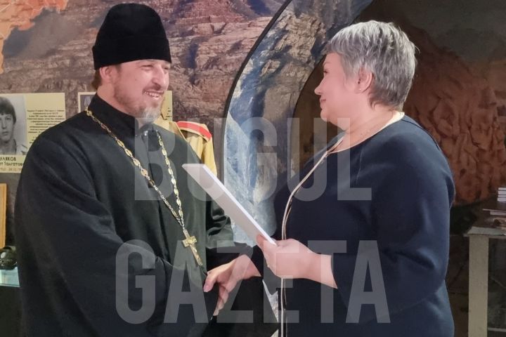 Из Бугульмы пятерых мужчин проводили в Африканский корпус