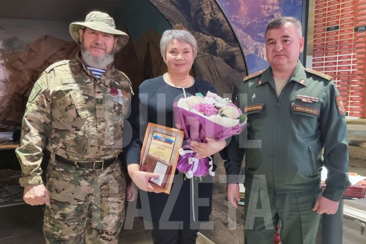 Из Бугульмы пятерых мужчин проводили в Африканский корпус