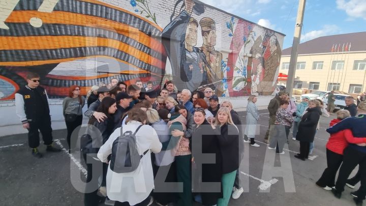Актер Бугульминского драмтеатра отправился на СВО