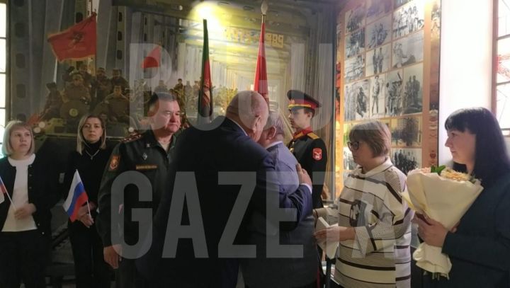 В Бугульме передали государственные награды семьям участников СВО