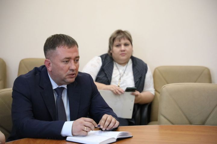 Жители Бугульмы могут обратиться в мэрию как в письменной, так и в электронной форме