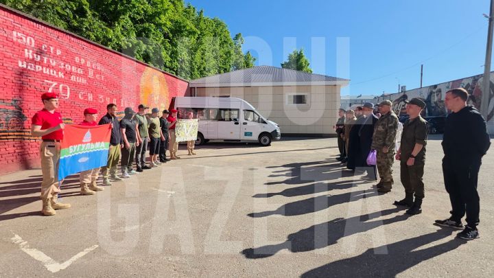В Бугульме прошла очередная отправка контрактников
