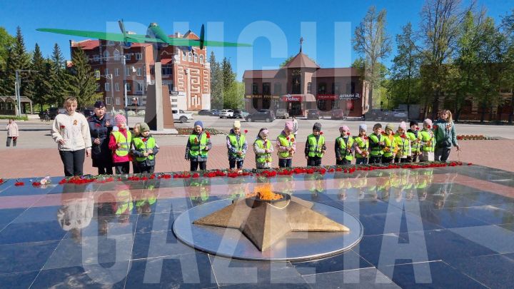 Бугульминцы присоединились к Всероссийской профилактической акции «Дороги победы»