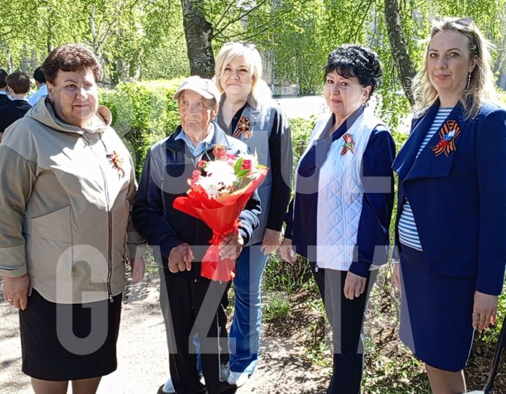 В Бугульме провели митинг памяти Газинура Гафиатуллина