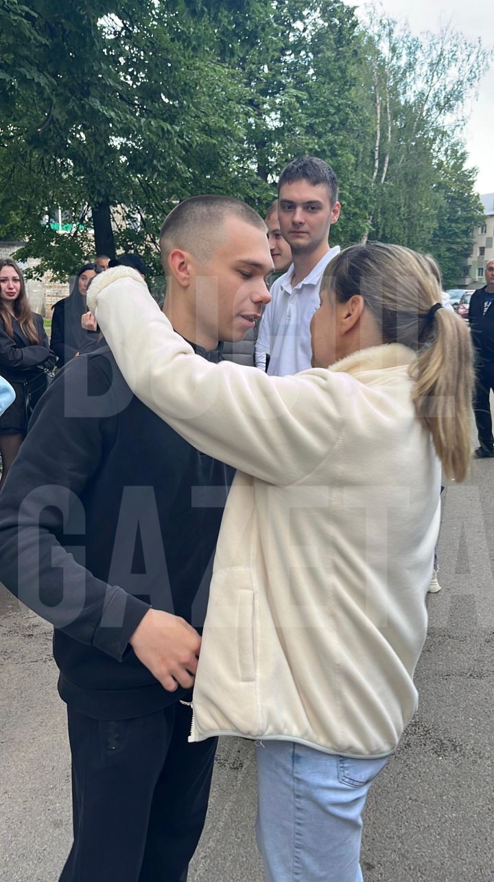 В Бугульме прошла самая многочисленная отправка призывников
