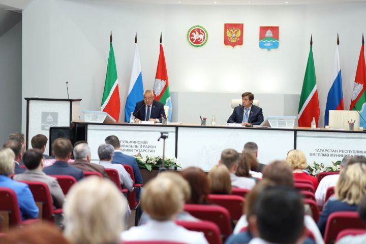 Дамир Фаттахов назначен руководителем исполкома Бугульминского района