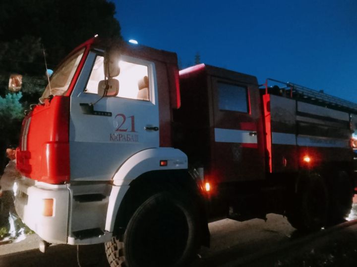 В Бугульминском районе огнем полностью уничтожен дом