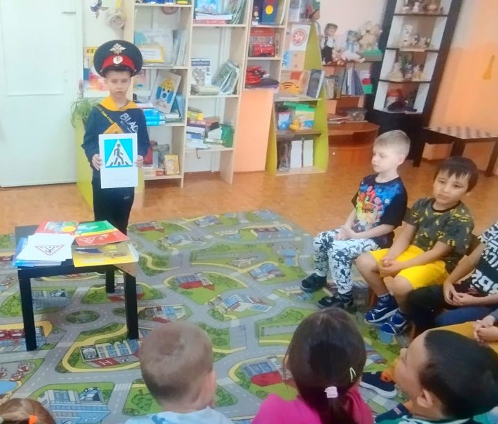 Для бугульминских дошкольников устроили день безопасности