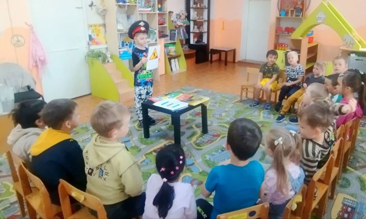 Для бугульминских дошкольников устроили день безопасности
