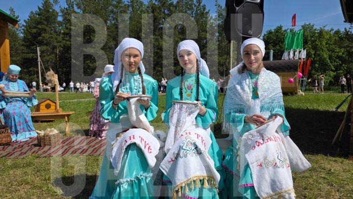 Сабантуй в Бугульме продолжается