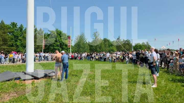 Сабантуй в Бугульме продолжается