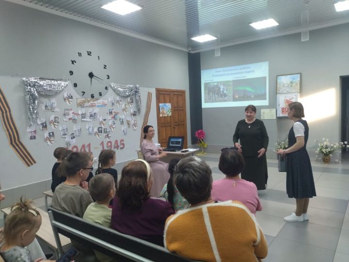 В Бугульминском районе встретились с писательницей