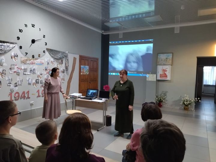 В Бугульминском районе встретились с писательницей