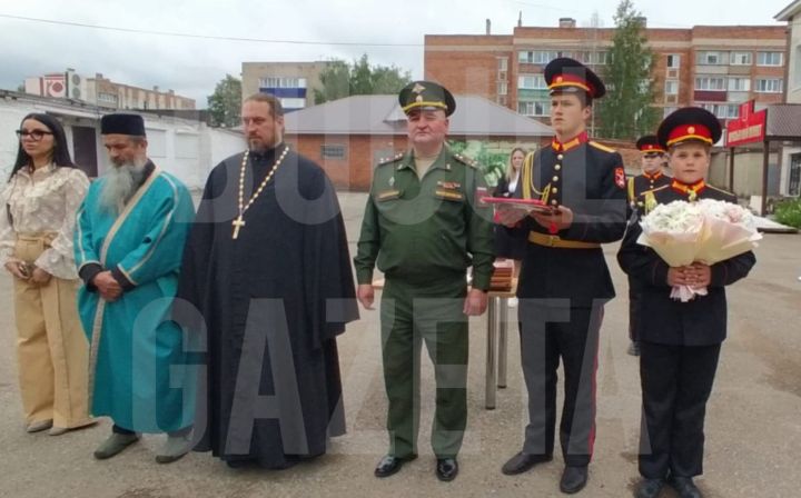 Бугульминцев, принимавших участие в боевых действиях, отметили орденами и медалями