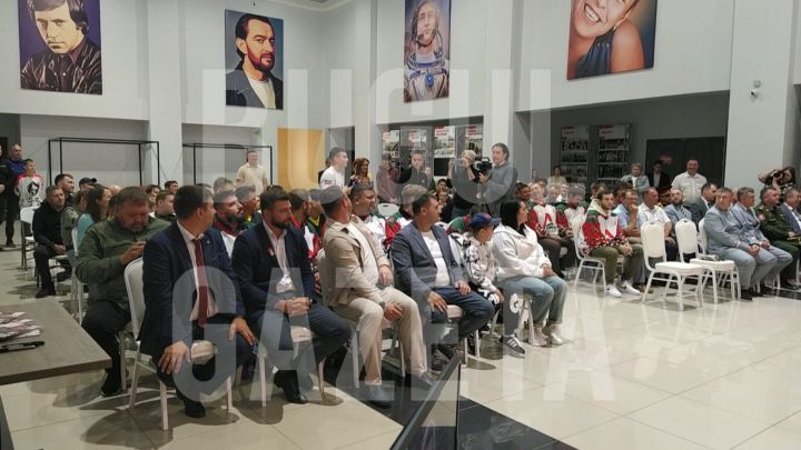 Кубок Гагарина уже в находится в Бугульме