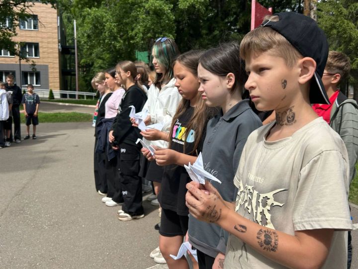 В Бугульме почтили память жертв войны в Донбассе