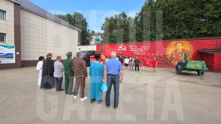 Из Бугульмы семеро военнослужащих уехали в Африканский корпус