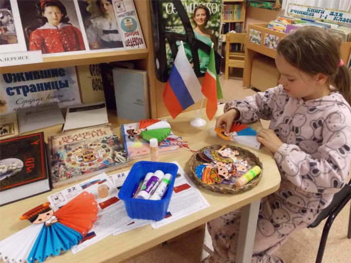 В Бугульминском районе празднуют День флага РФ