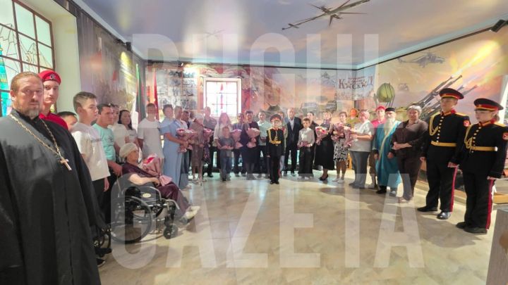 В Бугульме вручили награды семьям погибших военнослужащих