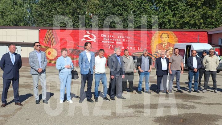 Бугульминцам вручили благодарственные письма за помощь фронту