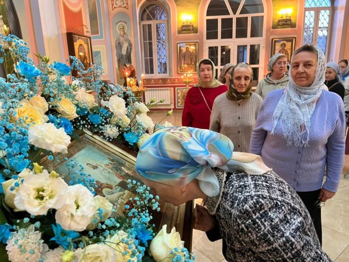 В канун Успения Пресвятой Богородицы в монастыре Бугульмы прошла праздничная служба