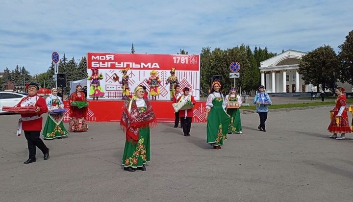 ‎В Бугульме в Единый день голосования состоялась первая осенняя сельскохозяйственная ярмарка