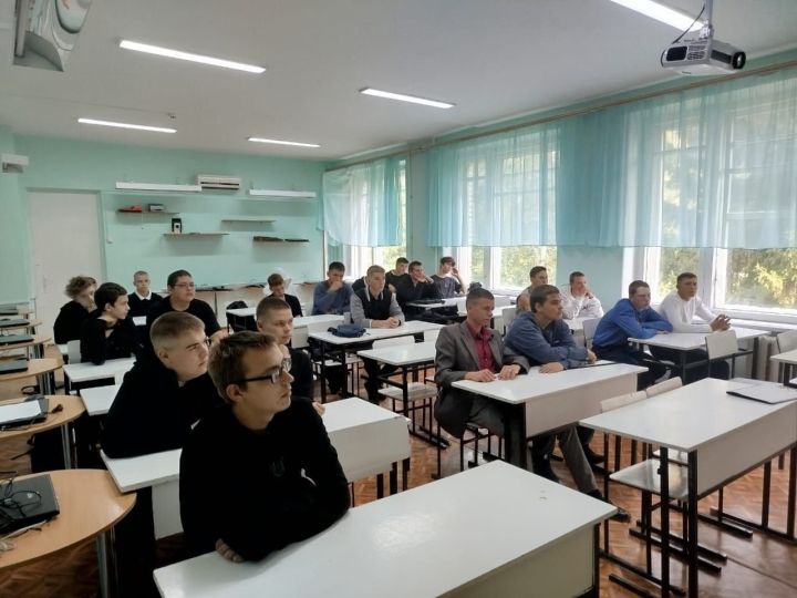 ‎В Бугульме проходят мероприятия в День солидарности в борьбе с терроризмом