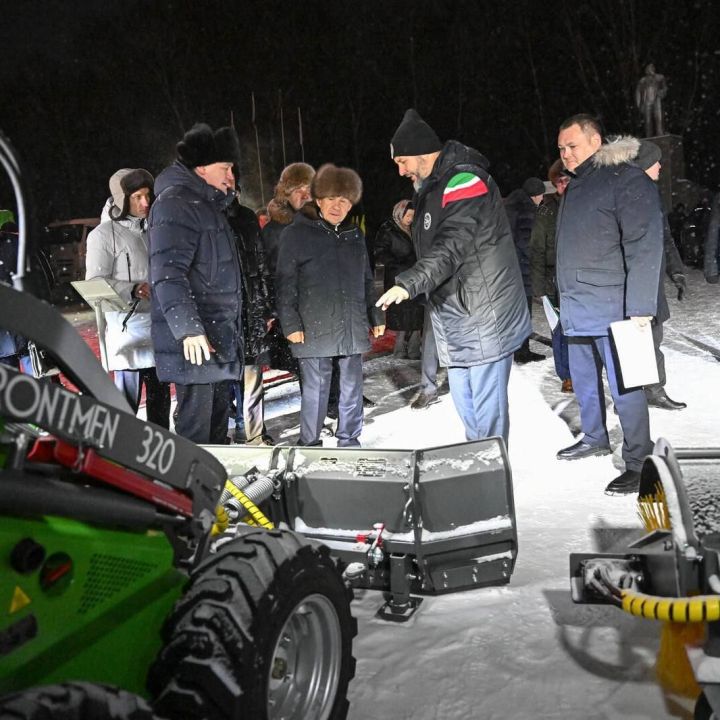 Рустам Минниханов посетил Бугульминский механический завод