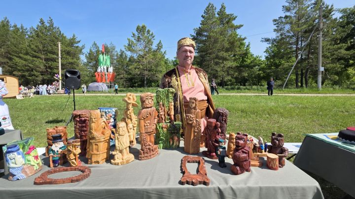 Бугульминец Анатолий Сурков о творчестве и отношении к искусству