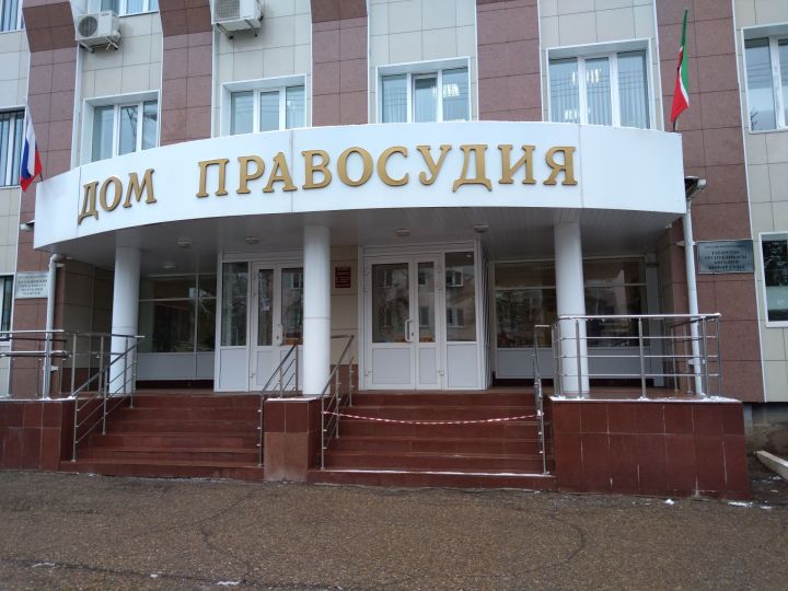 Суд в Бугульме взыскал с должника почти 400 тысяч рублей по кредиту