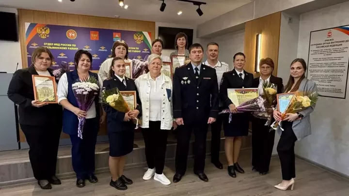 Бөгелмәдә миграция хезмәтенең 307 еллыгына багышланган тантаналы киңәшмә узды