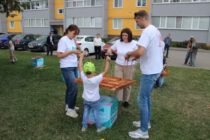 Бөгелмәдә «Гаилә бәйрәме» дуслык һәм гаилә җылысы кичәсе узды