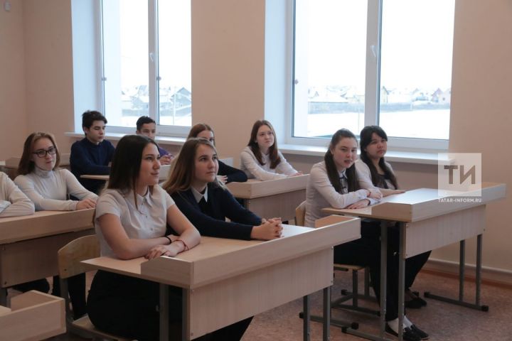 Сария Сабурская: Во всех школах республики должны работать медиаторы и психологи