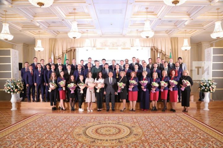 Президент Татарстана наградил победителей и призеров WorldSkills Kazan